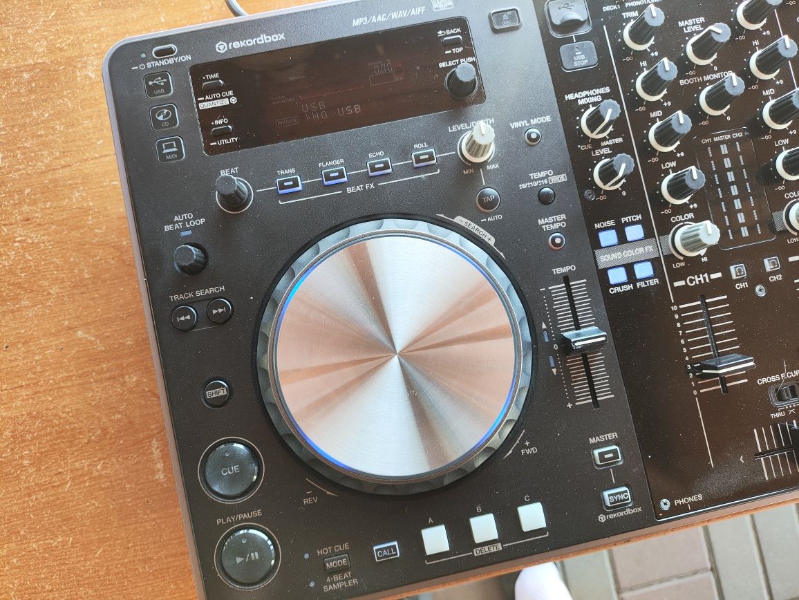 Konsola mixer All-in-one Pioneer XDJ-R1 stand Alone + uchwyty