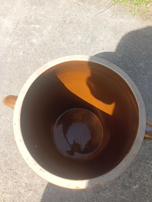 Kamienny garnek w dobrym stanie