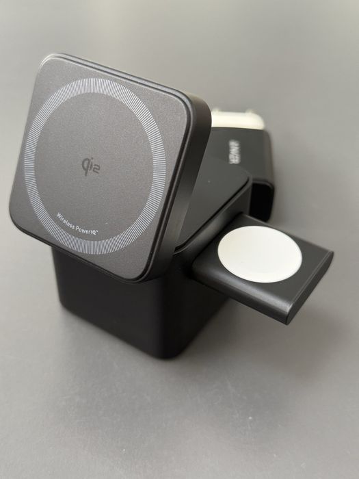 Док-станція Anker 3-in-1 Cube with MagSafe для iPhone