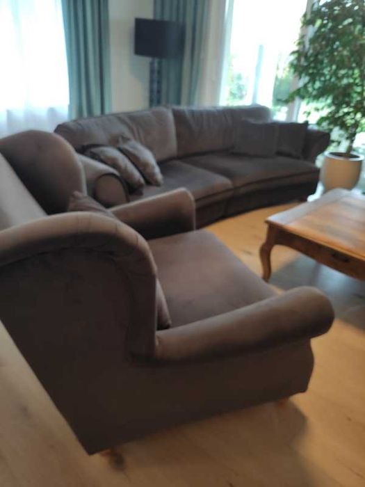 Sofa 2,7x1,1m + fotel 1,2x1