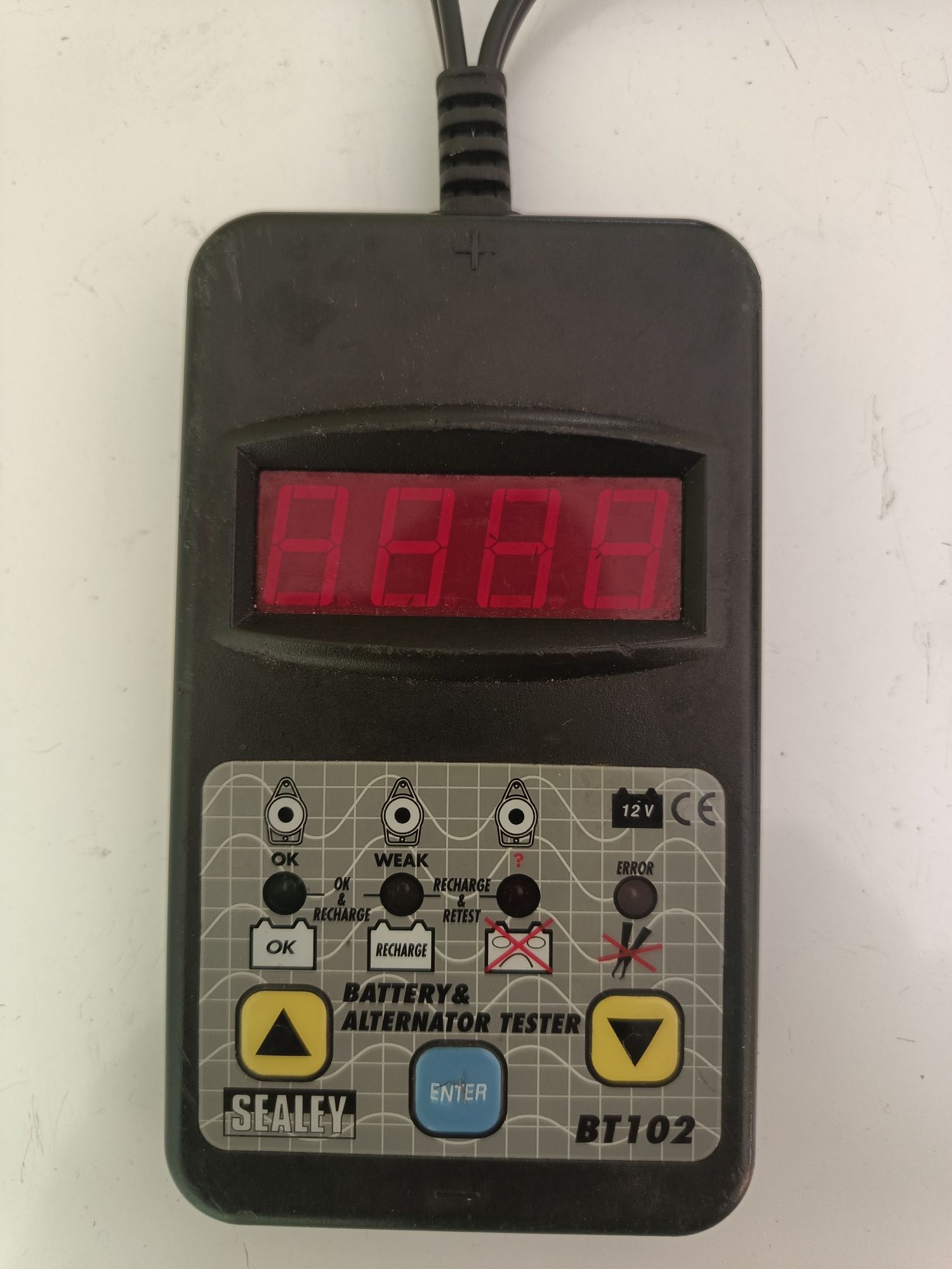 Tester akumulatora  alternatora