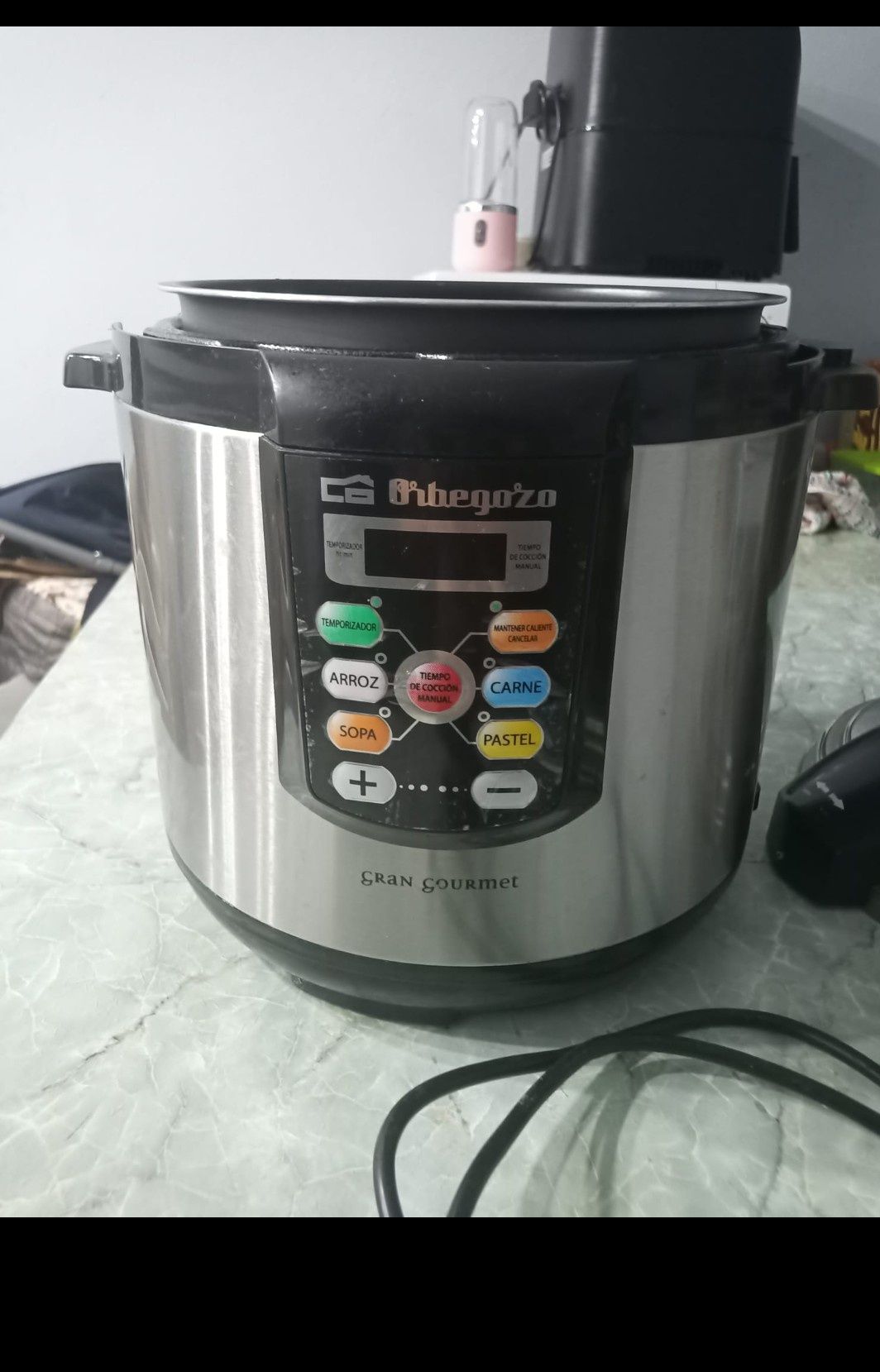 Panela de pressão elétrica