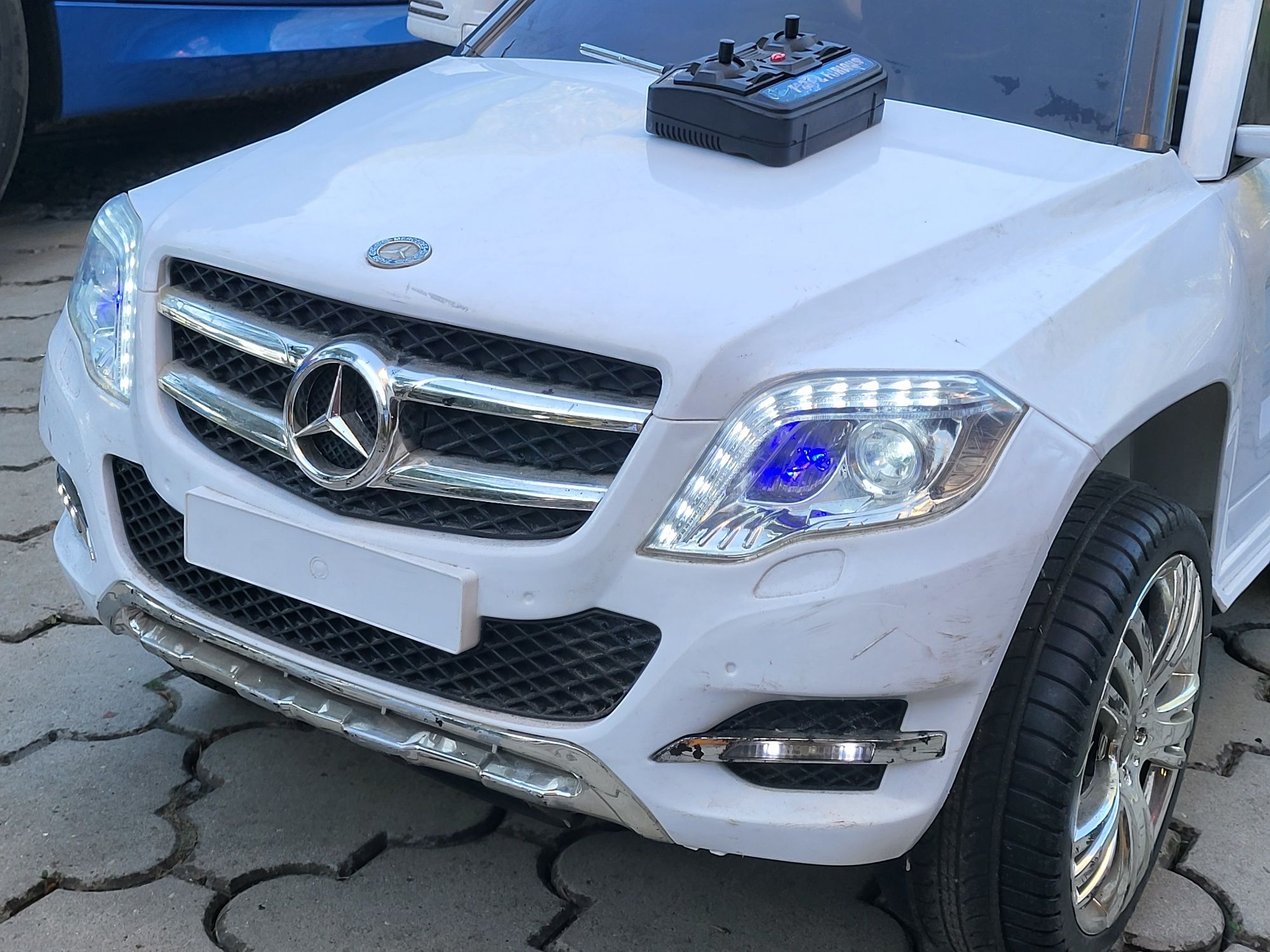 MERCEDES elektryczny dziecięcy GLK - BIG