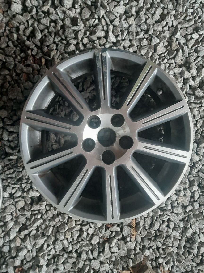 Felgi aluminiowe 17" oryginał ford z czujnikami z oponami