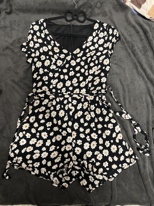 Комбінезон жиночій