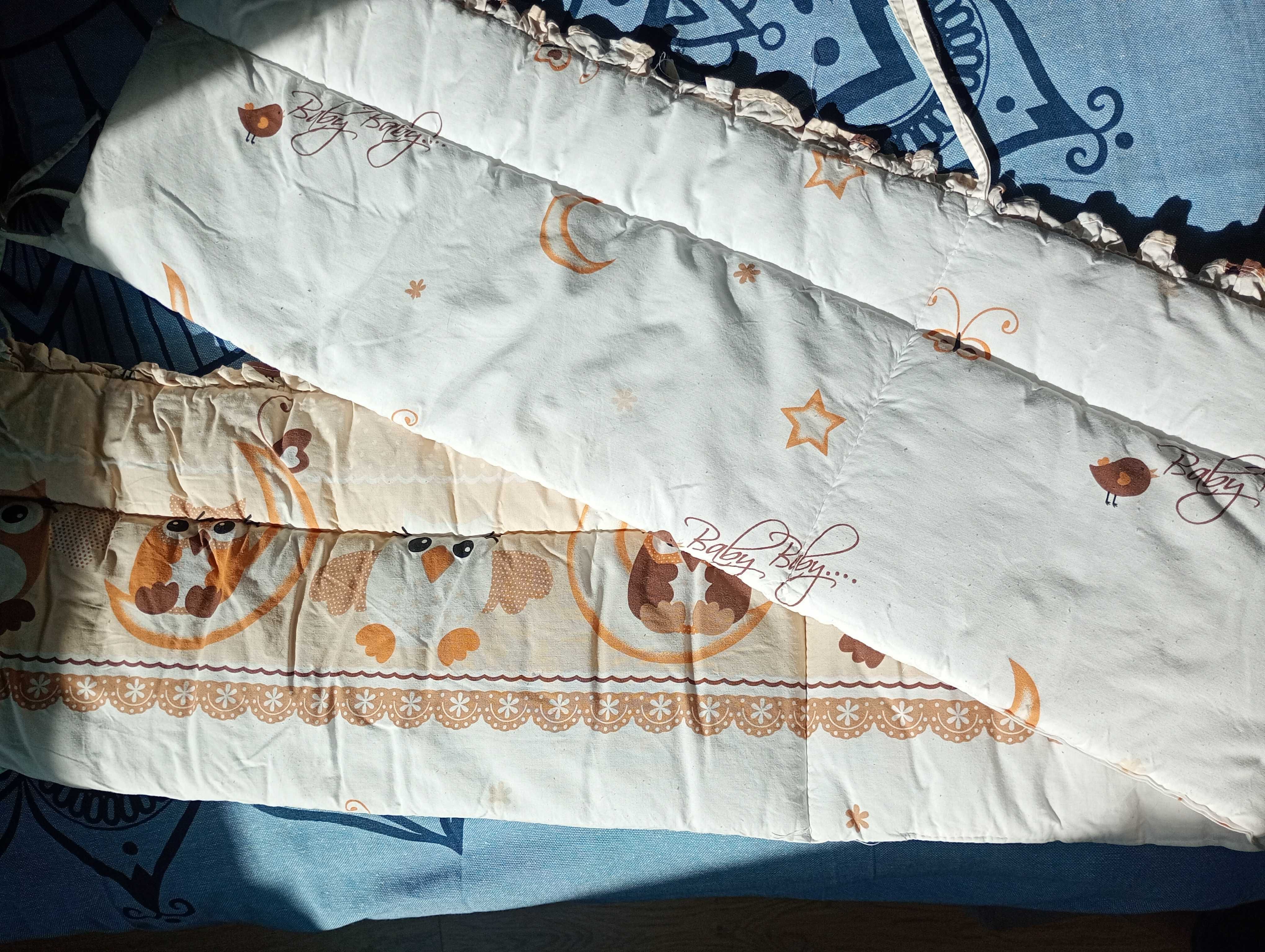 Komplet pościeli z ochraniaczem na łóżeczko