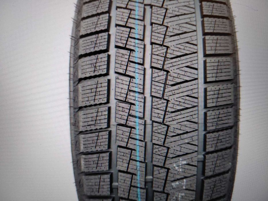 Резина 215/55/17 зима