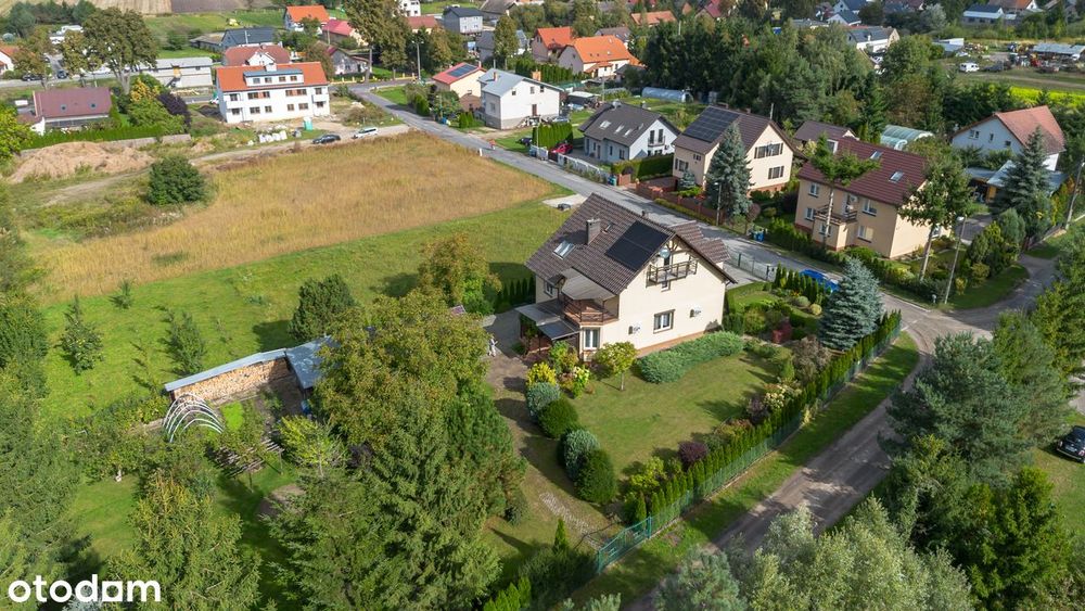 Komfortowy dom z ogrodem