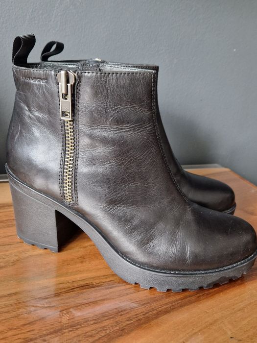 Ботільйони шкіряні чорні Vagabond 39р.