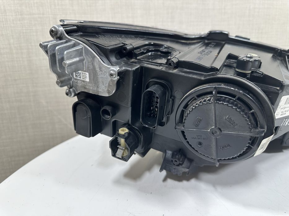 Фара передняя левая Seat Leon 3 ( 2017 2018 2019 2020 г.) 5F1941773A