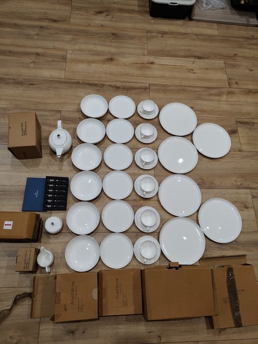 zestaw obiadowo-kawowy z  ALMIDECOR