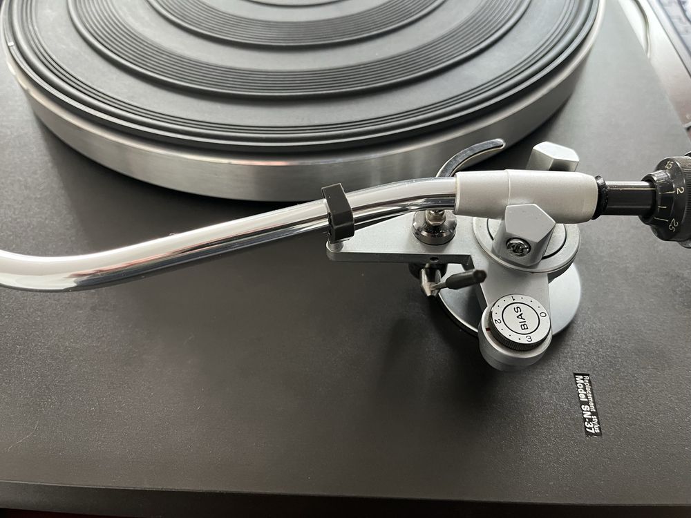 Gramofon sansui sr222