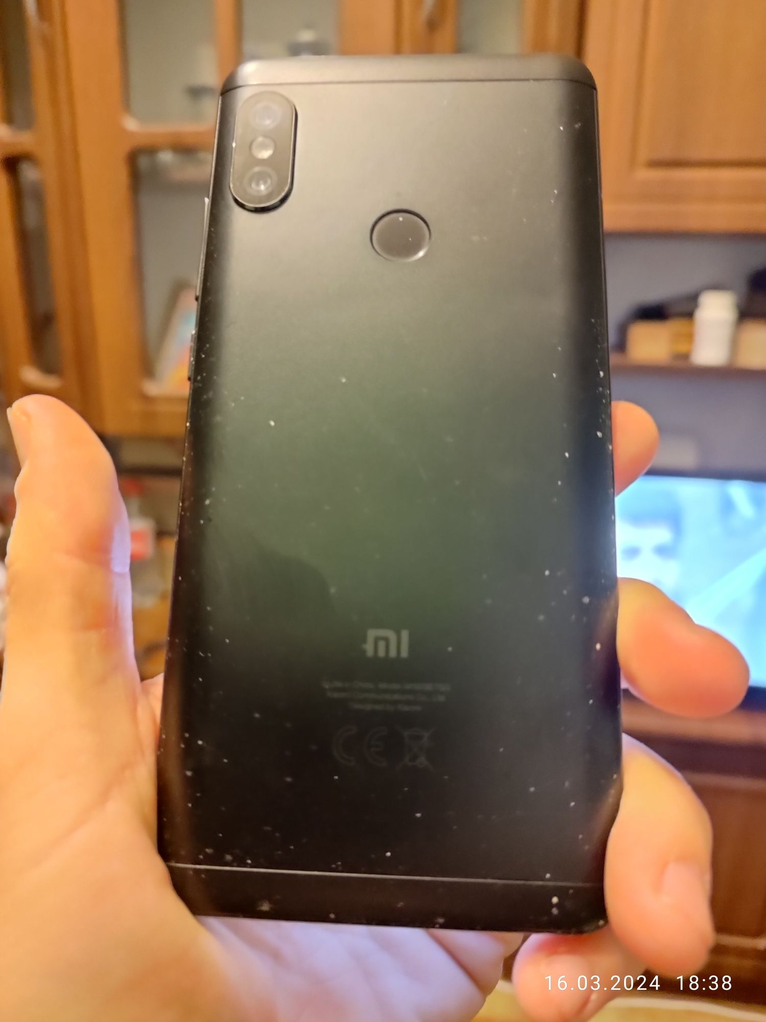 Redmi note 5; 4/64 тільки ОЛХ доставка.