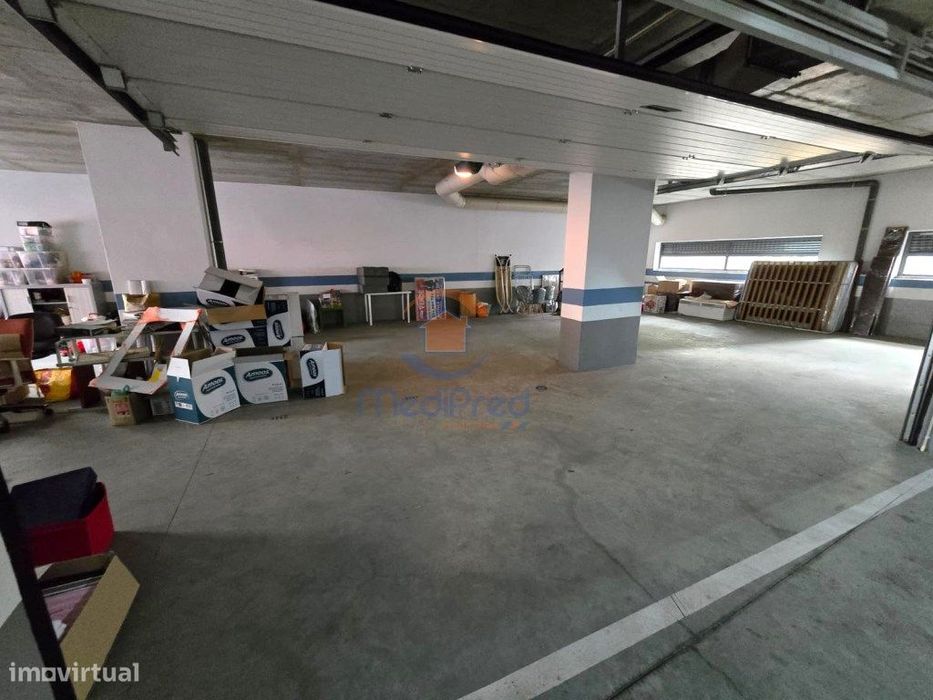 Garagem/BOX com 136,25 m2 Colinas do Cruzeiro | Odivelas