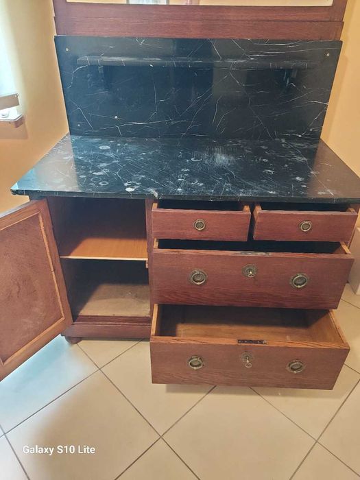 Meble dębowe antyk.