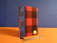 Caderno A5 de Costura Copta. Feito à mão. Hiper resistente e flexível.