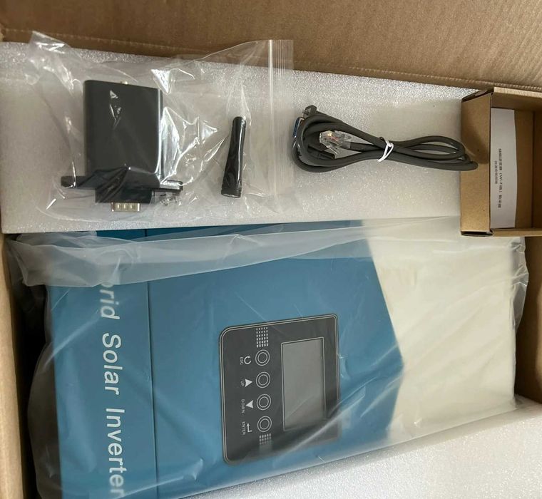 Гибридный солнечный инвертор зарядное устройство EASUN 1200Вт 24В MPPT