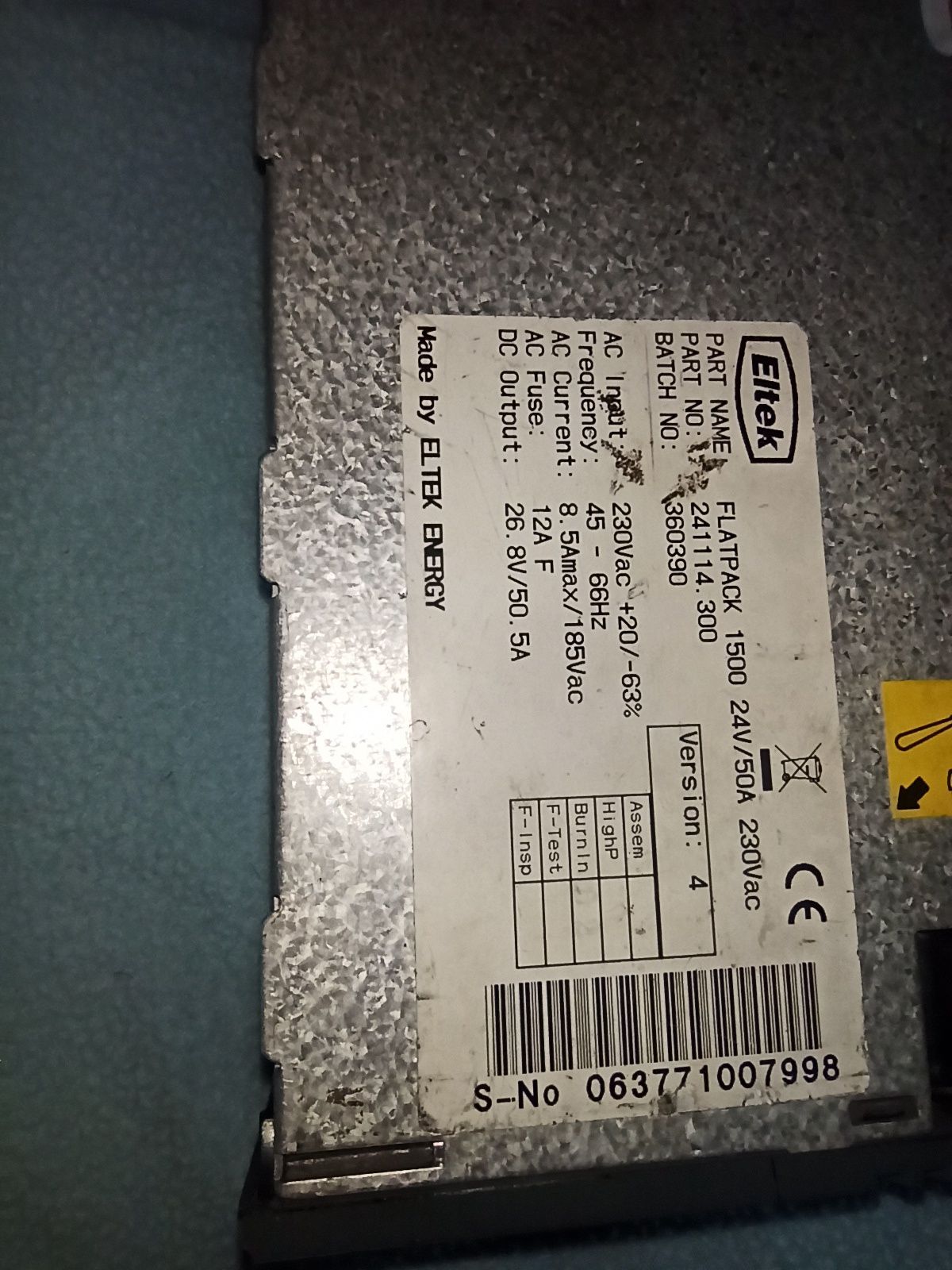 Блок питания зарядное Flatpack 24v 1500w ток 50а