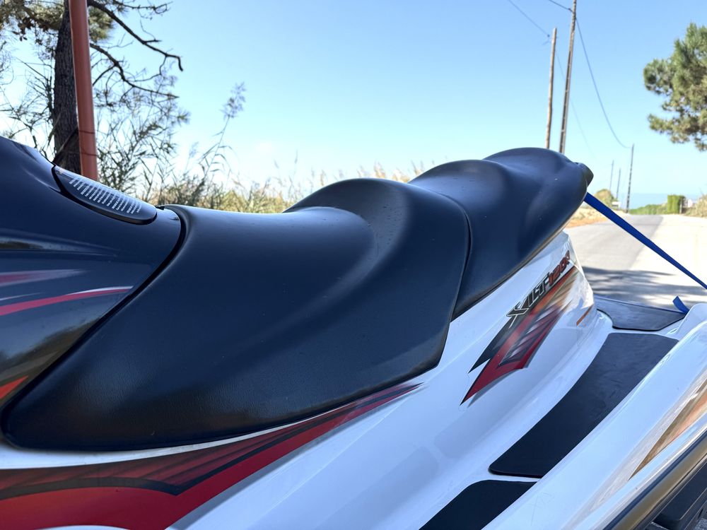 Yamaha Waverunner XLT 1200 3 Lugares
