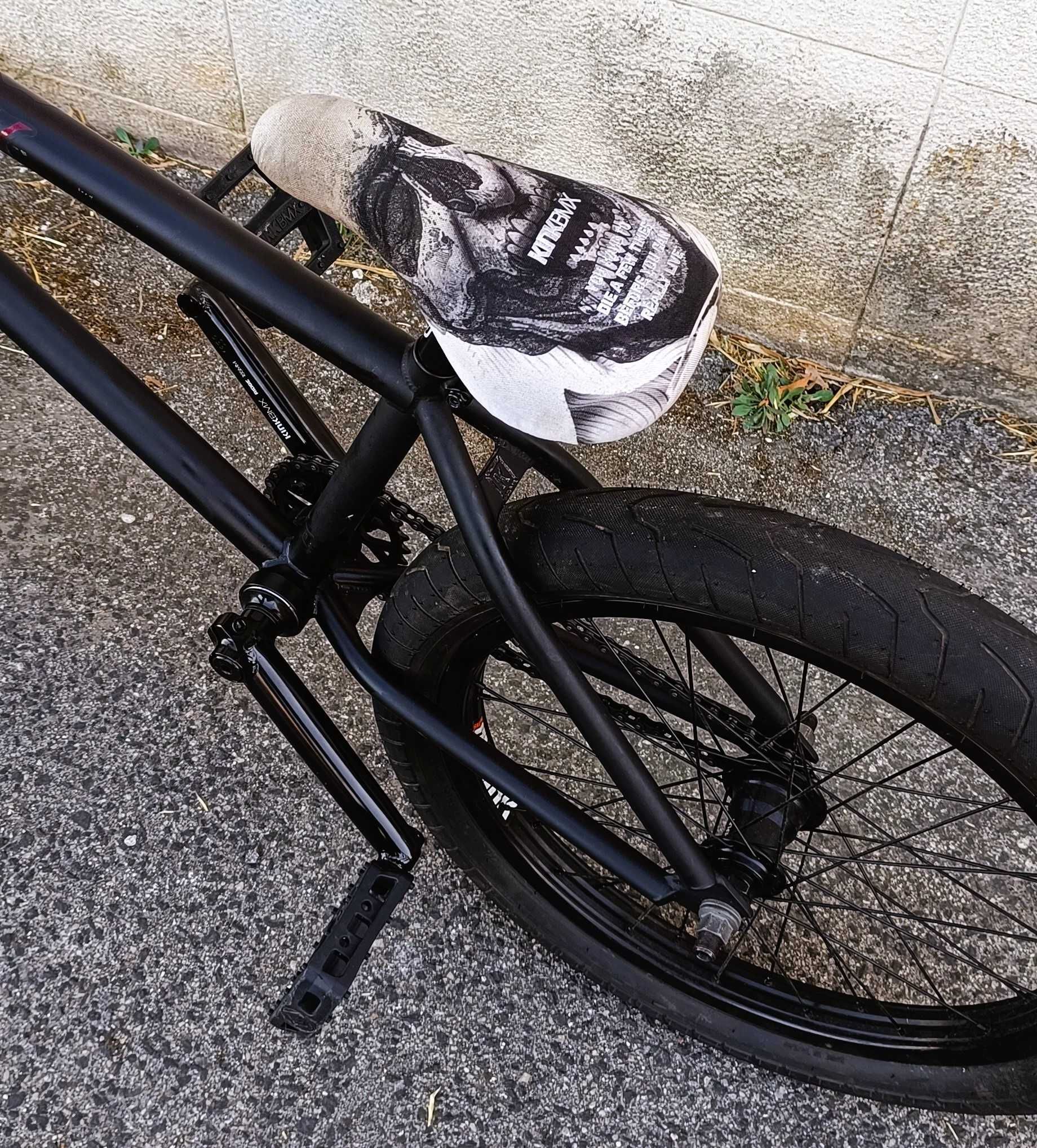 Bicicleta BMX Profissional Kink Switch 2022 Original – Como nova!
