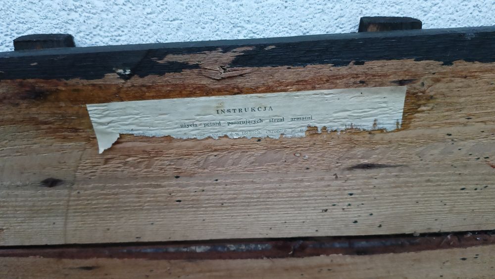 Skrzynia drewniana na amunicje