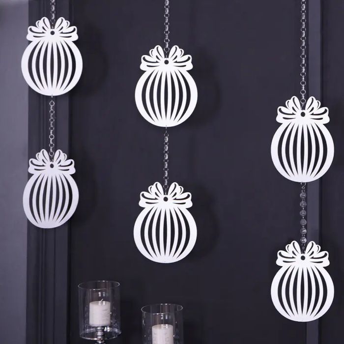 Zestaw świąteczny z bombkami