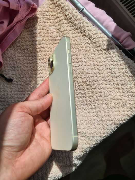 iPhone 15 Plus 128 esim