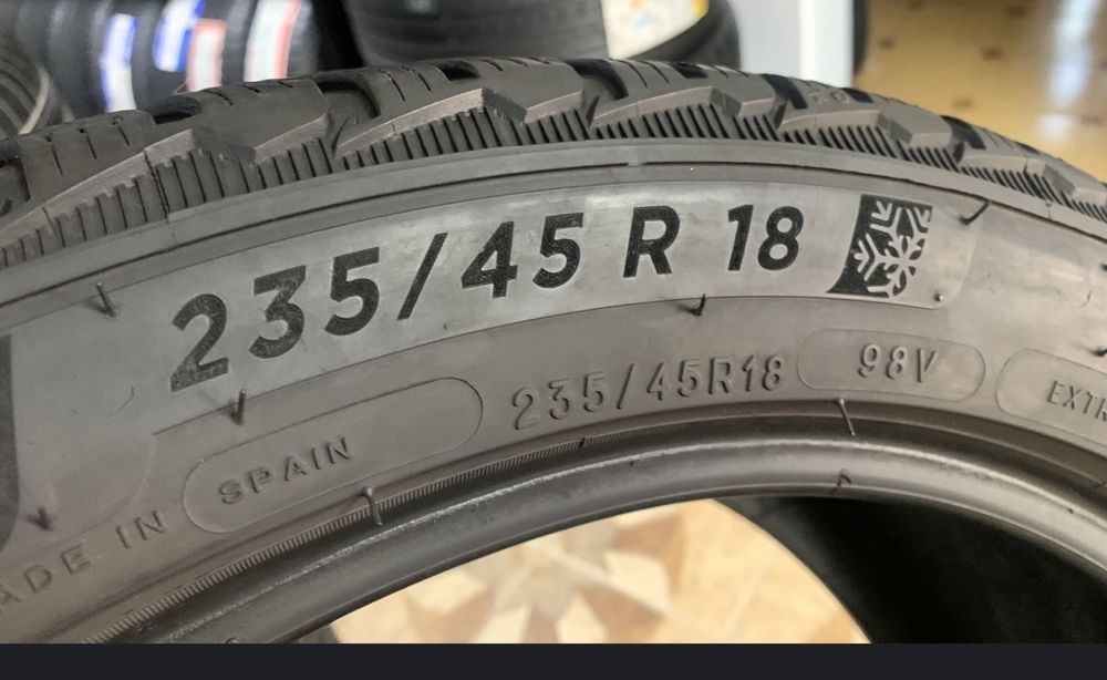 michelin alpin pilot 5 235/45 R18