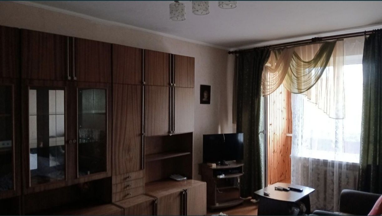 Оренда 2 кімнатної квартири р-н ринок Нива