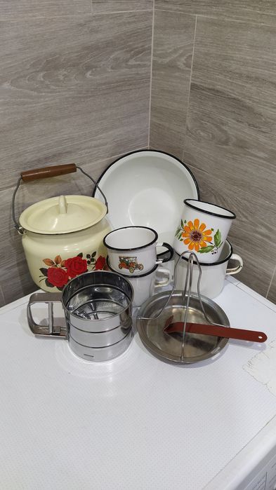Кастрюли от 3л, есть для стерилизации банок,битончик, миск