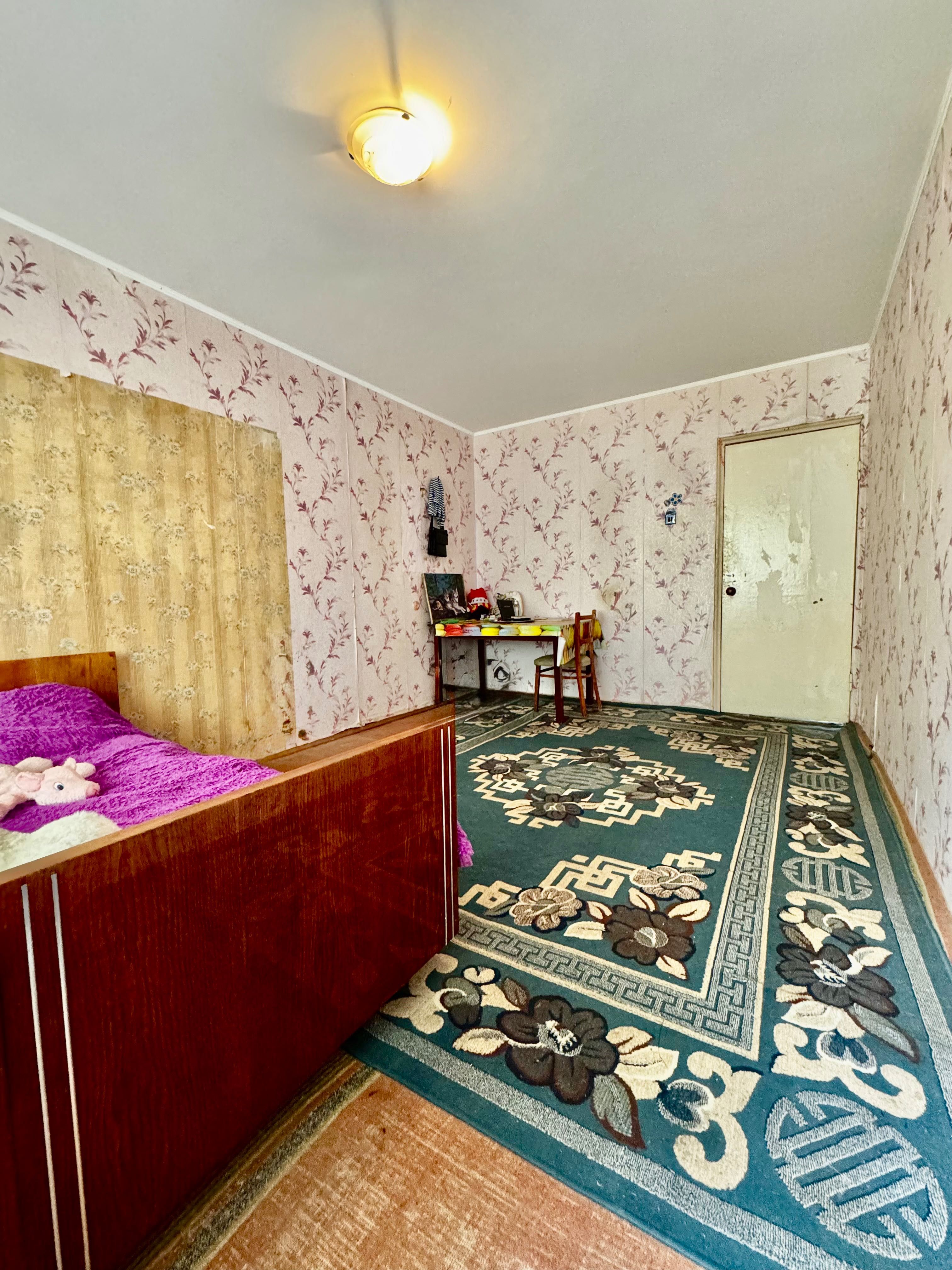 Простора 2 -кімнатна квартира, р-н Рокосовського (A11)