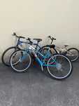 Bicicletas duas pouco uso