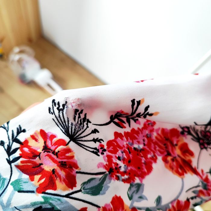 Bluzka koszula biała w kwiaty 40 L Greenpoint elegancka floral