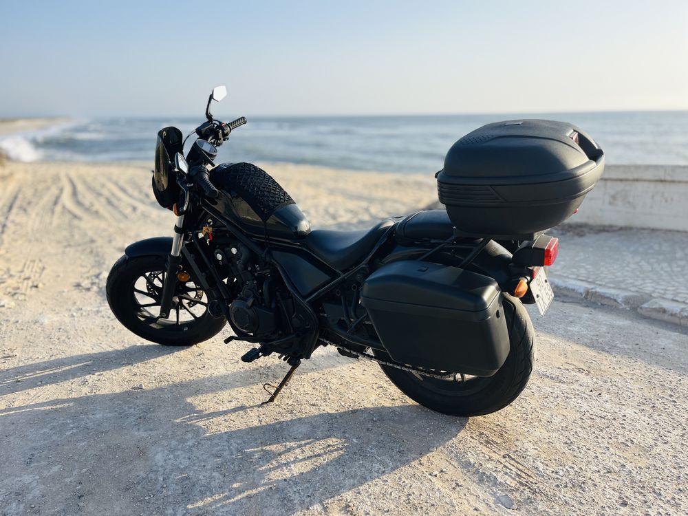 Honda Rebel 500 CMX com malas incluidas