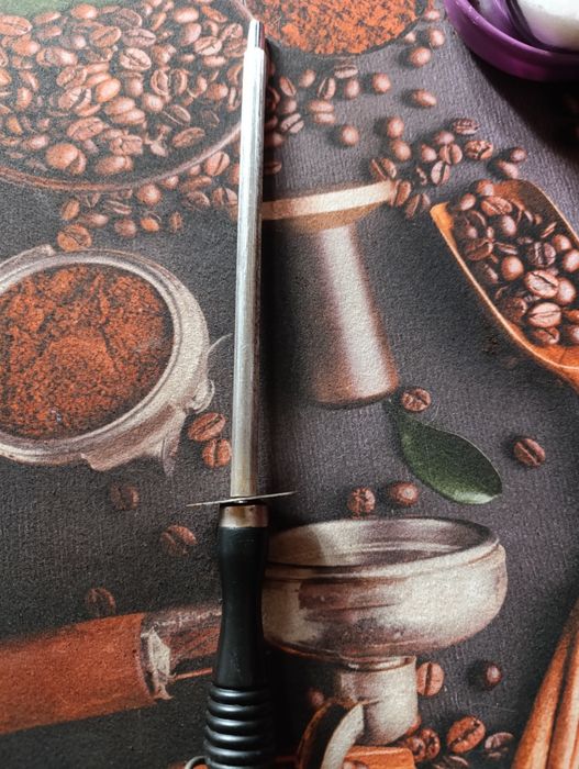 Мусат для правки заточки ножів