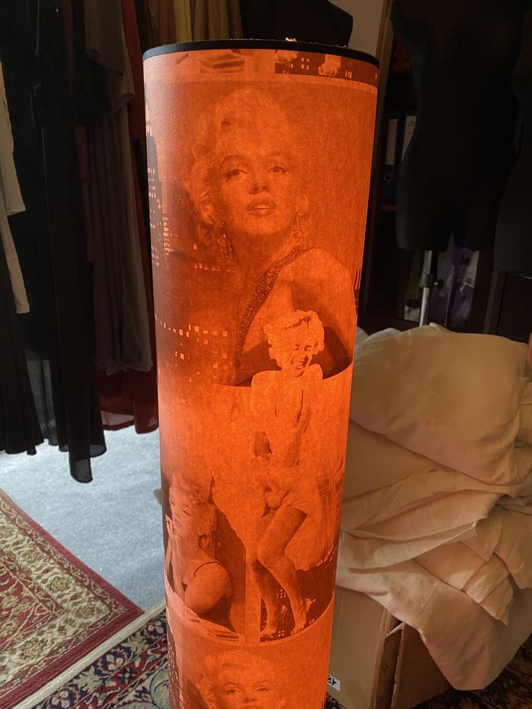 Lampa Ze Zdjęciami Marilyn Monroe