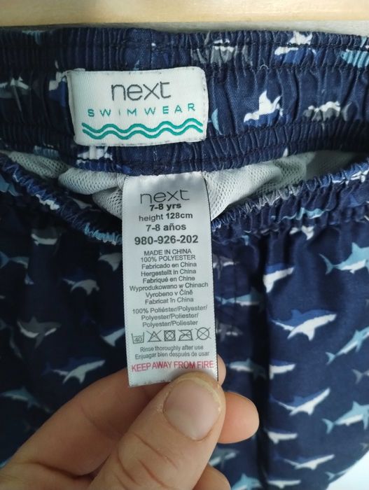 szorty kąpielowe Next, spodenki kąpielowe w delfiny rozm. 122/128