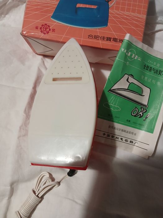 Відпарювач,праска,утюг