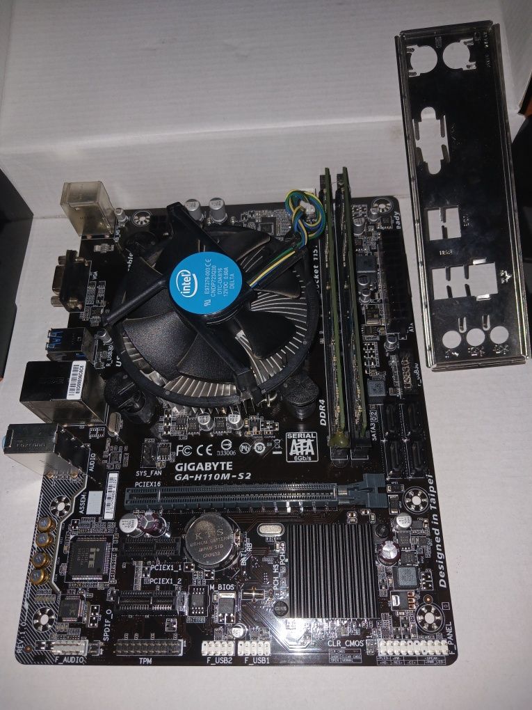 Комплект мать GA-H110M+проц Celeron G3900+8gb ОЗУ