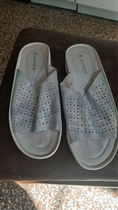 Шлёпки Kumfo кожа 39 ( 25 см)  350 грн