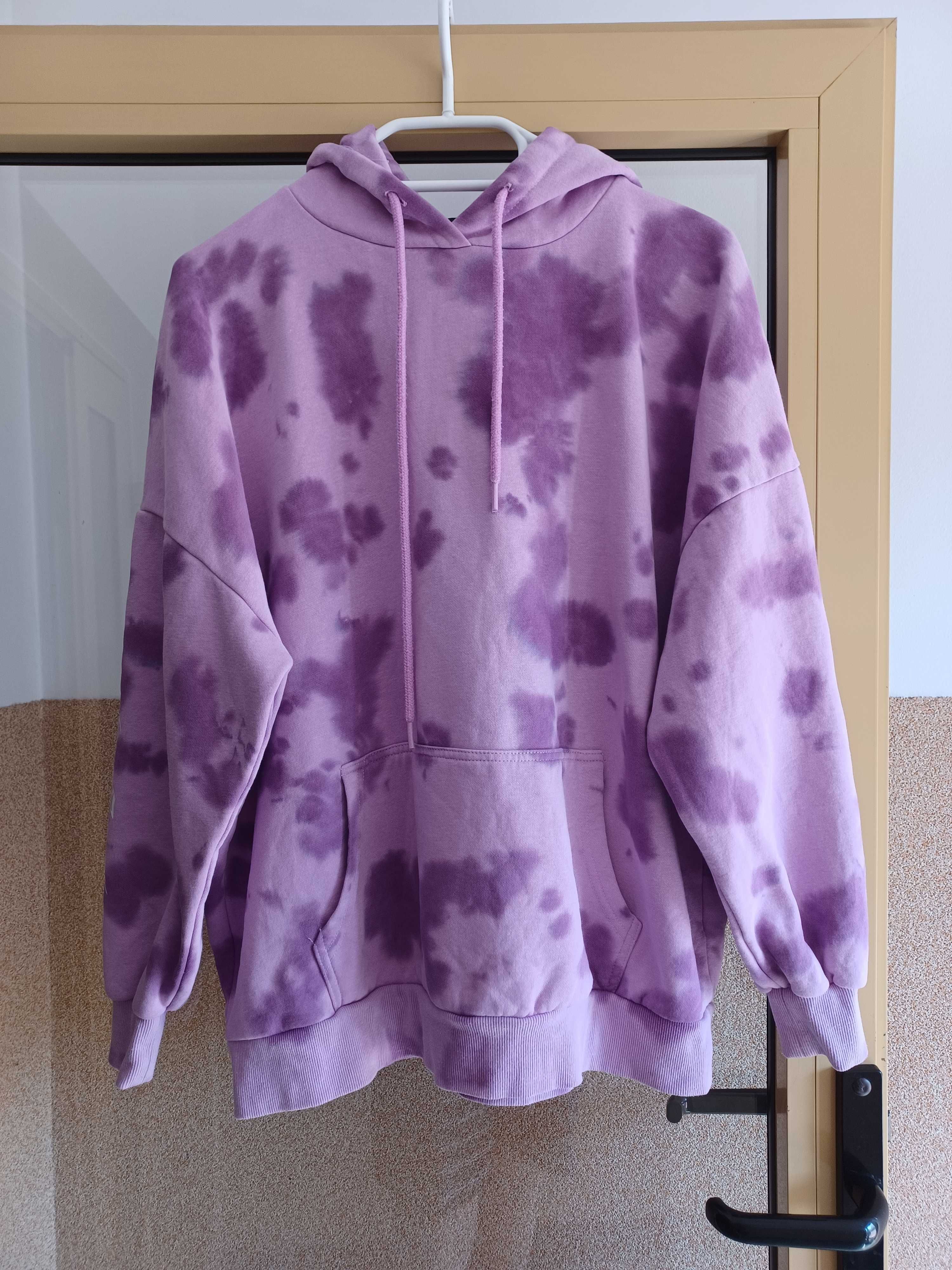 Fioletowa Bluza z kapturem kangurka marki F.B. Sister rozmiar L/XL.