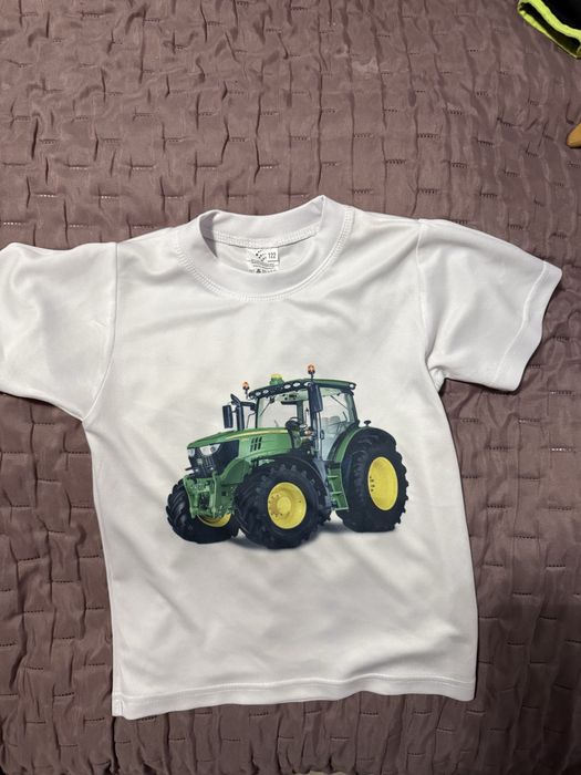 Koszulka john deer traktor rozmiar 122