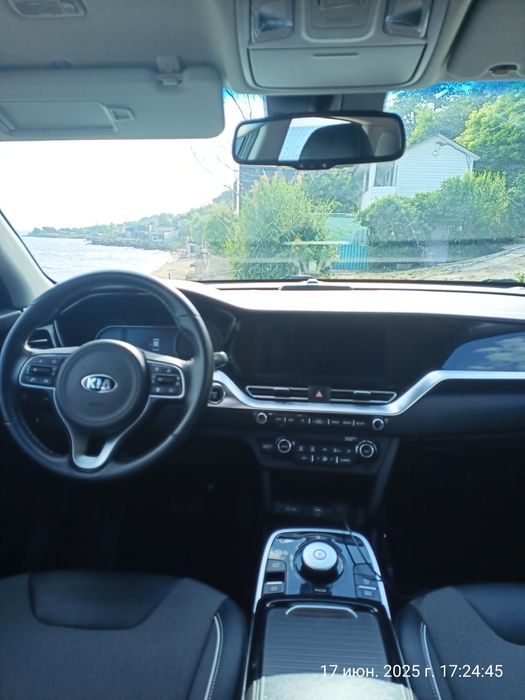 Kia Niro soh 100%