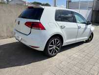 VW Golf VII de 2015 1.6 TDI para peças