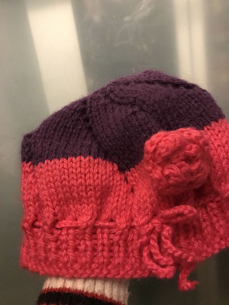 Gorros e mala da PePaPig