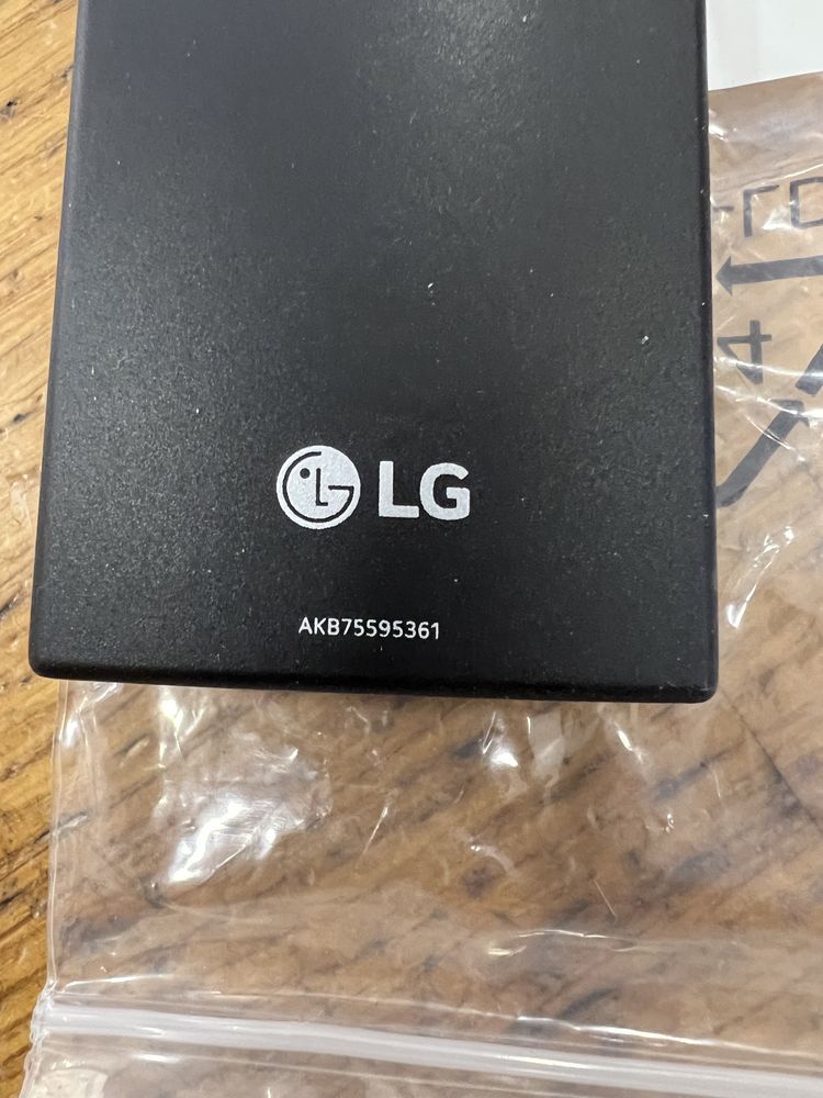 Comando LG AKB75595 Sounbar - NOVO