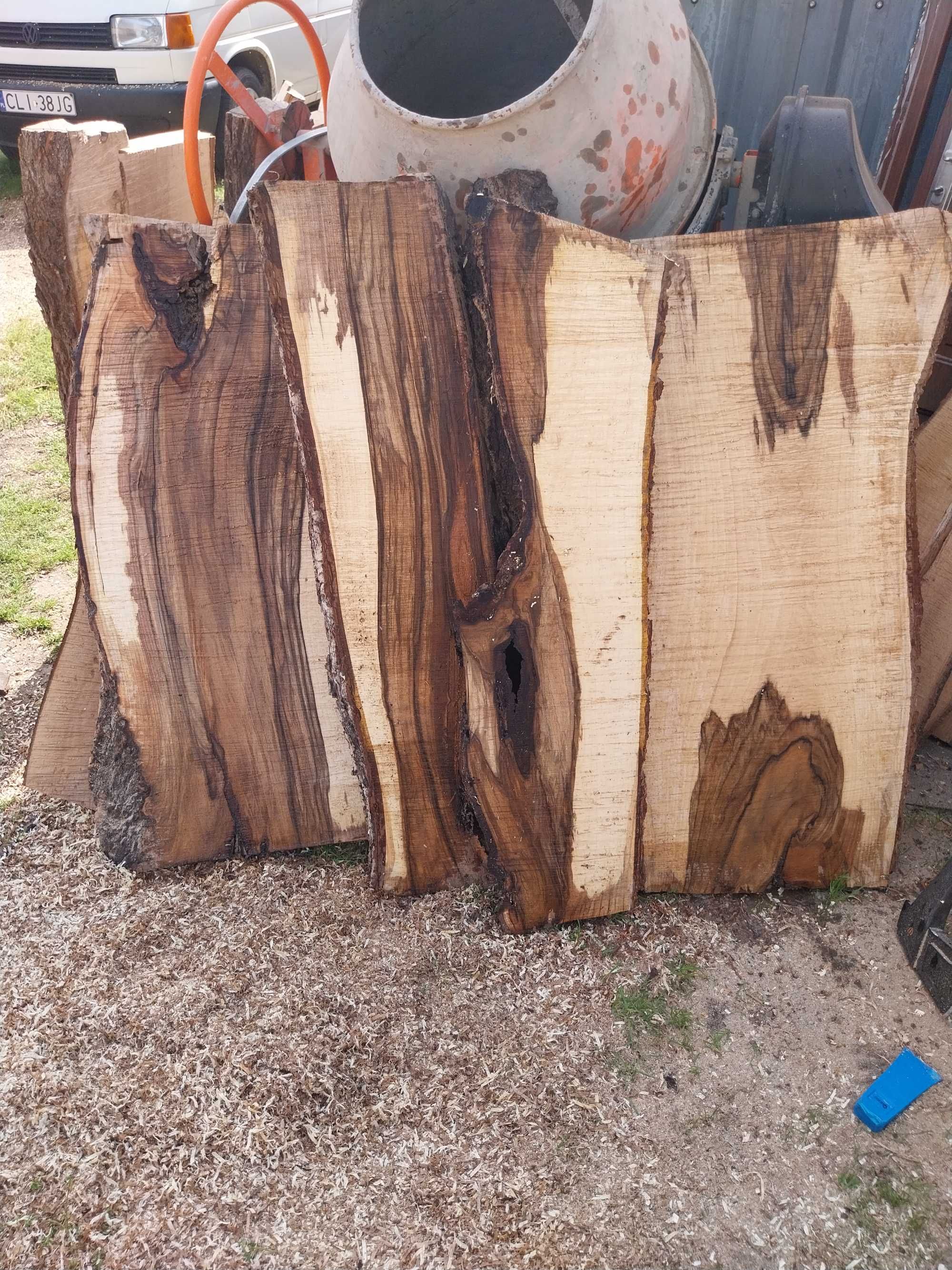 Drewno orzech tarcica foszt monolit loft stolik deska
