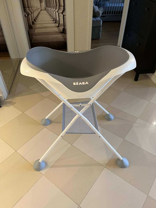 Wanienka ze stojakiem Beaba Camele’o Light Mist