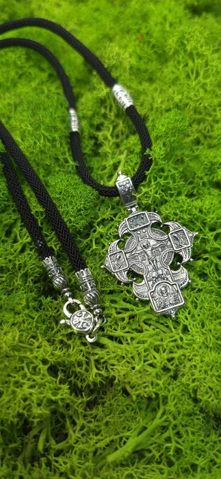 Срібний хрестик на шовковому шнурку