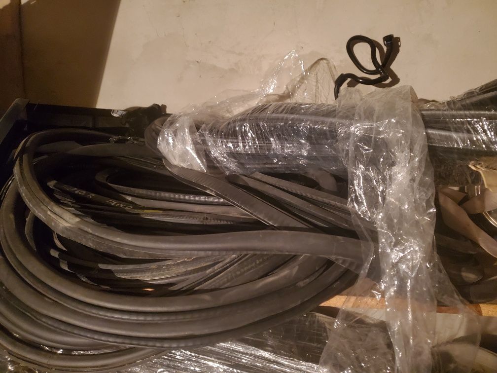 Bmw f30 f31 f01 f02 е60 е61 ущільнювач дверей e90 f10 e91 f11 е70